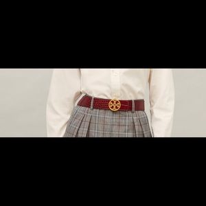 ✨NEW✨Tory Burch 1 1/2" EMBOSSED DOUBLE 'T' BELT